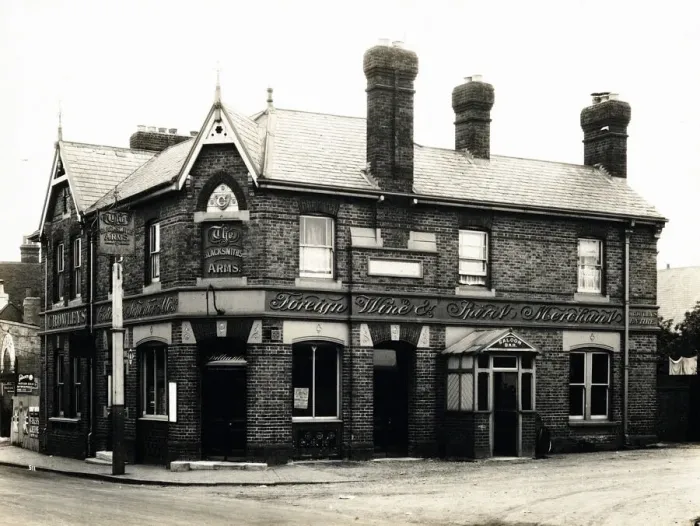 Framed Print : Photograph of Blacksmiths Arms, Caterham, Surrey Framed Print : Photograph of Blacksmiths Arms, Caterham, Surrey