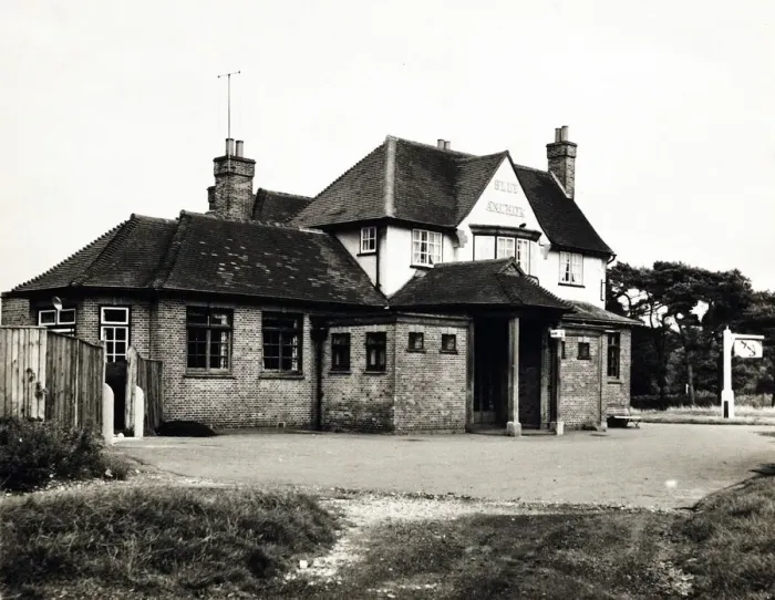 Framed Print : Photograph of Blue Anchor PH, Tadworth, Surrey Framed Print : Photograph of Blue Anchor PH, Tadworth, Surrey