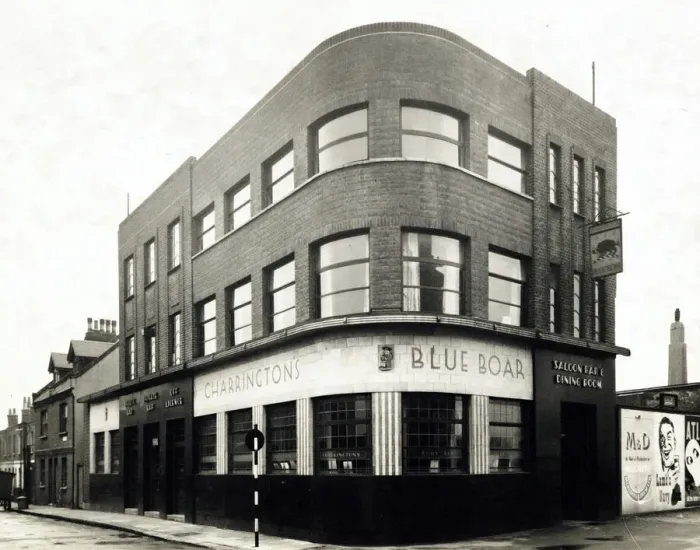 Framed Print : Photograph of Blue Boar PH, Stratford (New), London Framed Print : Photograph of Blue Boar PH, Stratford (New), London