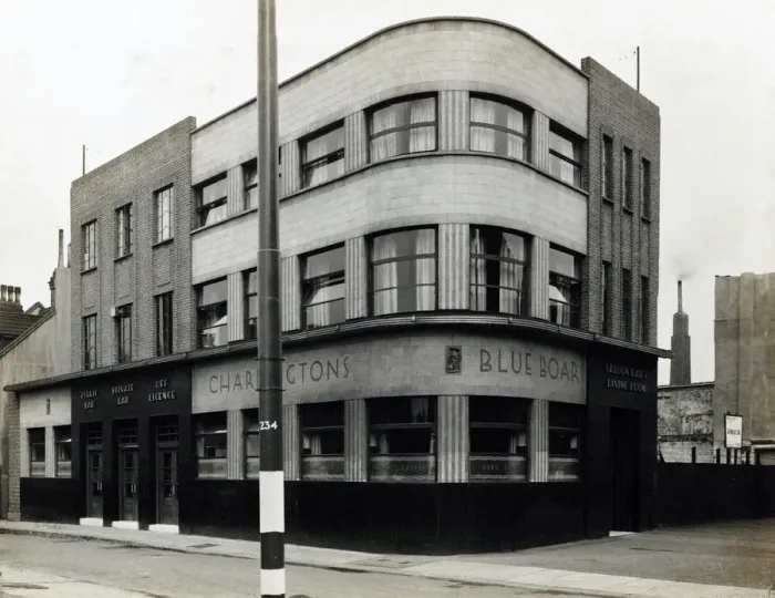 Framed Print : Photograph of Blue Boar PH, Stratford (New), London Framed Print : Photograph of Blue Boar PH, Stratford (New), London