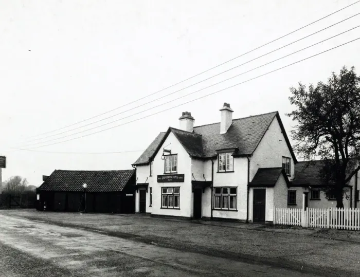 Framed Print : Photograph of Brewers Arms, Bicknacre, Essex Framed Print : Photograph of Brewers Arms, Bicknacre, Essex