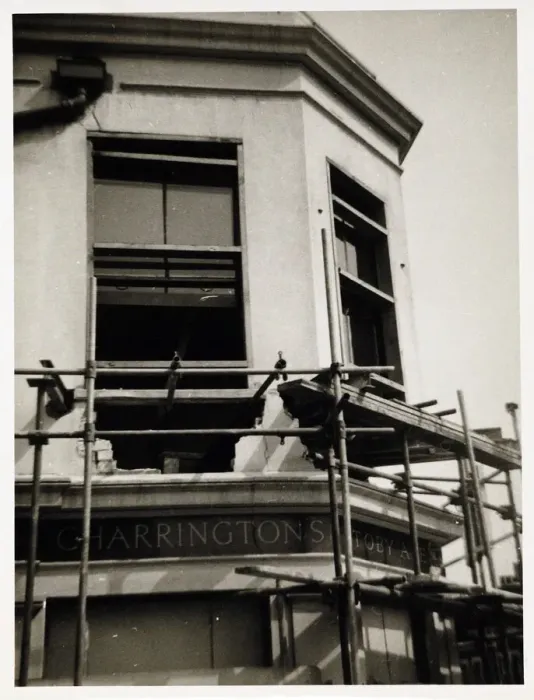 Framed Print : Photograph of Bricklayers Arms, Norwood (Old), London Framed Print : Photograph of Bricklayers Arms, Norwood (Old), London