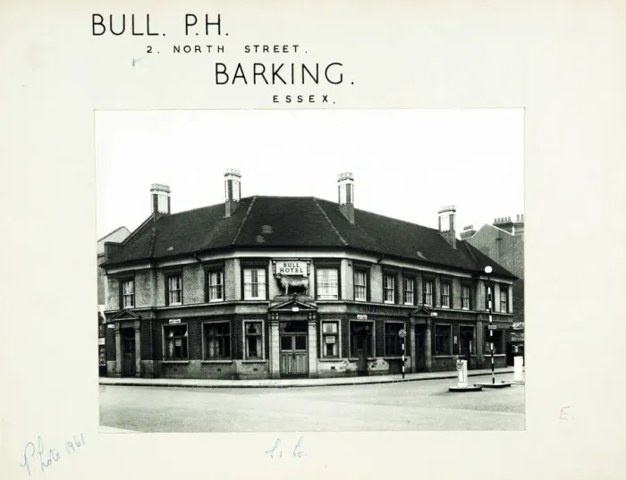 Framed Print : Photograph of Bull Hotel, Barking, Essex Framed Print : Photograph of Bull Hotel, Barking, Essex