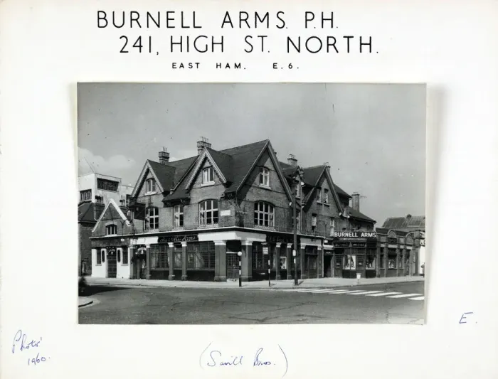 Framed Print : Photograph of Burnell Arms, East Ham, London Framed Print : Photograph of Burnell Arms, East Ham, London