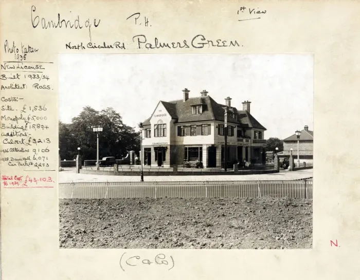 Framed Print : Photograph of Cambridge PH, Palmers Green, London Framed Print : Photograph of Cambridge PH, Palmers Green, London