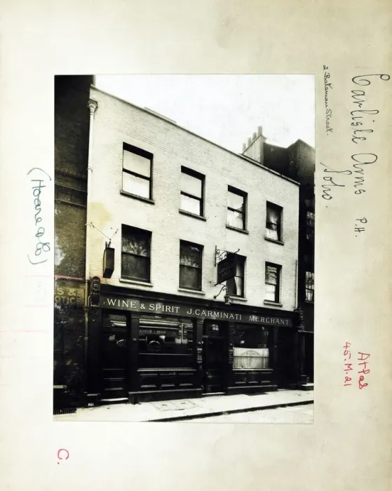 Framed Print : Photograph of Carlisle Arms, Soho, London Framed Print : Photograph of Carlisle Arms, Soho, London