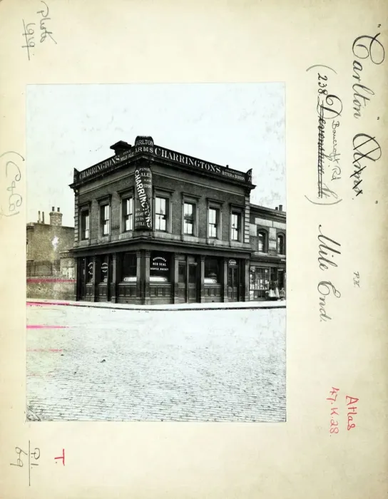 Framed Print : Photograph of Carlton PH, Mile End, London Framed Print : Photograph of Carlton PH, Mile End, London