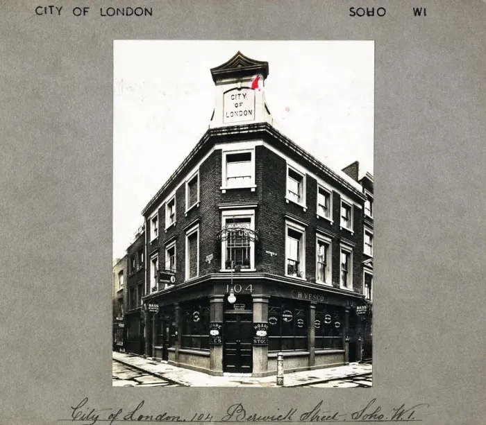 Framed Print : Photograph of City of London PH, Soho, London Framed Print : Photograph of City of London PH, Soho, London