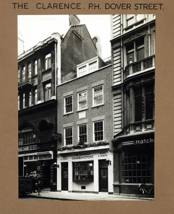 Framed Print : Photograph of Clarence PH, Piccadilly (New), London Framed Print : Photograph of Clarence PH, Piccadilly (New), London