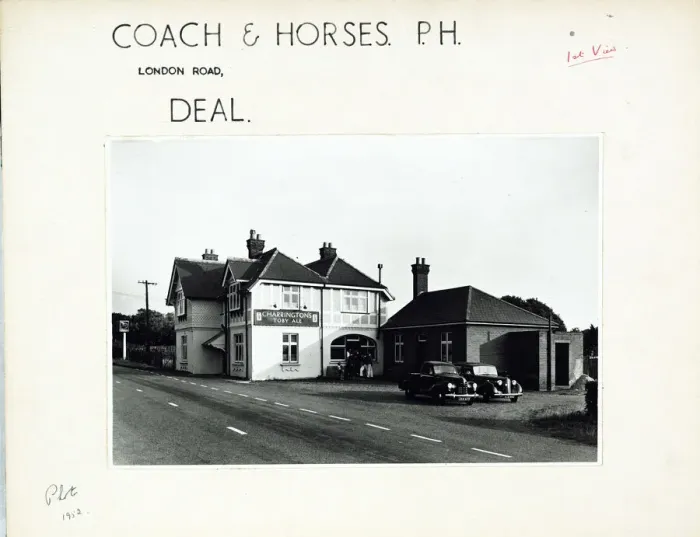 Framed Print : Photograph of Coach & Horses PH, Deal, Kent Framed Print : Photograph of Coach & Horses PH, Deal, Kent