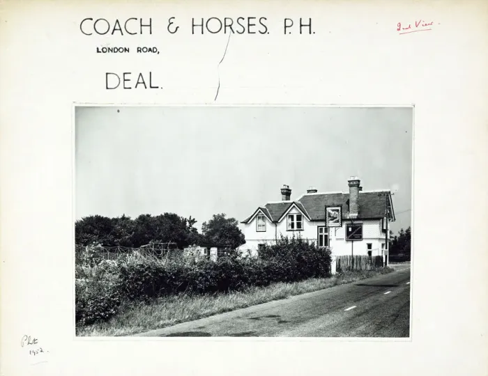 Framed Print : Photograph of Coach & Horses PH, Deal, Kent Framed Print : Photograph of Coach & Horses PH, Deal, Kent