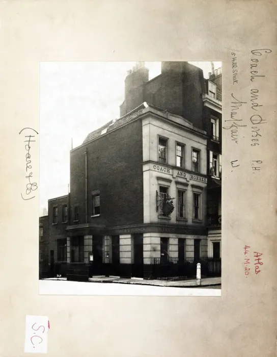 Framed Print : Photograph of Coach & Horses PH, Mayfair, London Framed Print : Photograph of Coach & Horses PH, Mayfair, London