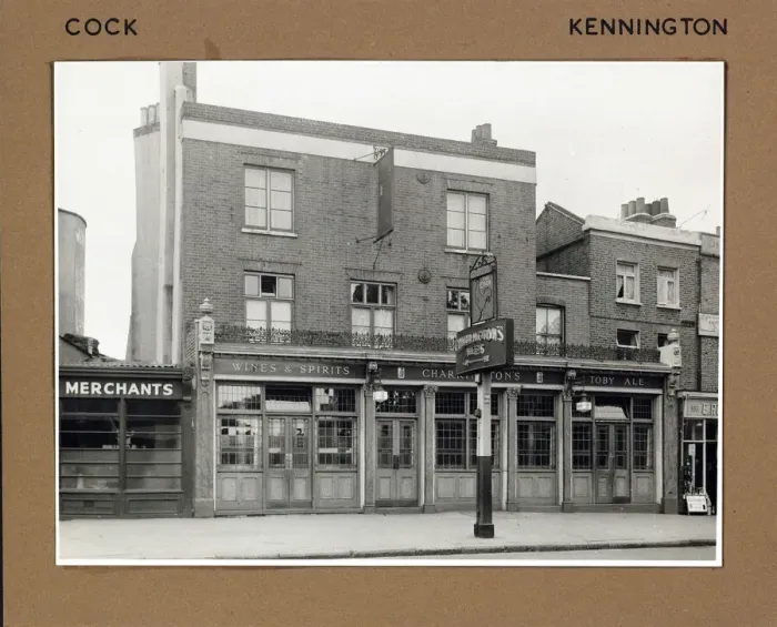 Framed Print : Photograph of Cock PH, Kennington, London Framed Print : Photograph of Cock PH, Kennington, London