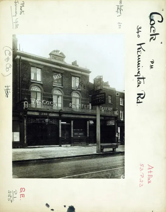 Framed Print : Photograph of Cock PH, Kennington, London Framed Print : Photograph of Cock PH, Kennington, London