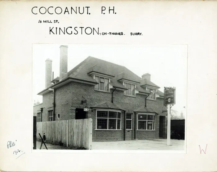Framed Print : Photograph of Cocoanut PH, Kingston (New), Surrey Framed Print : Photograph of Cocoanut PH, Kingston (New), Surrey