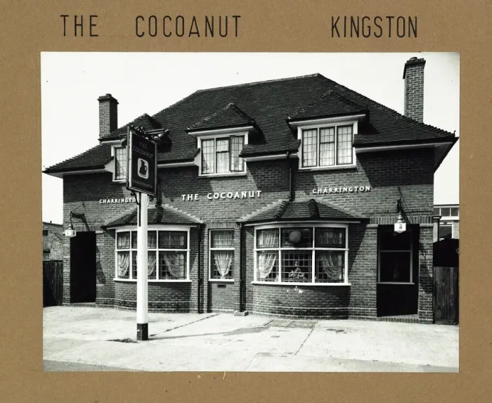 Framed Print : Photograph of Cocoanut PH, Kingston (New), Surrey Framed Print : Photograph of Cocoanut PH, Kingston (New), Surrey