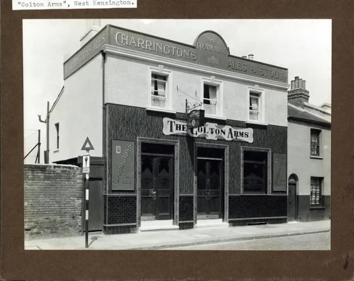 Framed Print : Photograph of Colton Arms, Kensington, London Framed Print : Photograph of Colton Arms, Kensington, London
