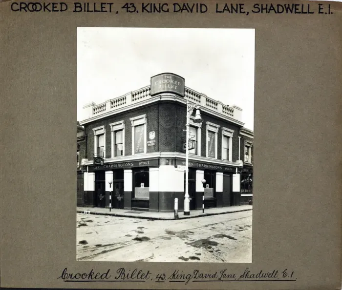 Framed Print : Photograph of Crooked Billet PH, Shadwell, London Framed Print : Photograph of Crooked Billet PH, Shadwell, London