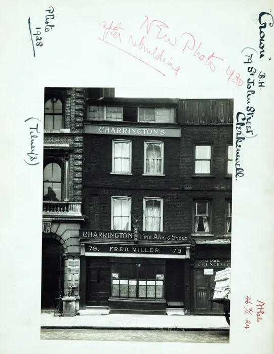 Framed Print : Photograph of Crown PH, Clerkenwell (Old), London Framed Print : Photograph of Crown PH, Clerkenwell (Old), London