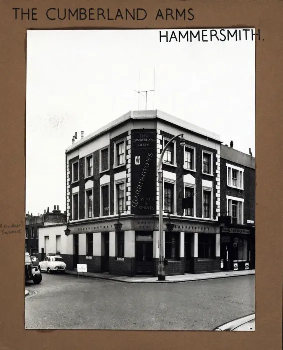 Framed Print : Photograph of Cumberland Arms, Hammersmith, London Framed Print : Photograph of Cumberland Arms, Hammersmith, London