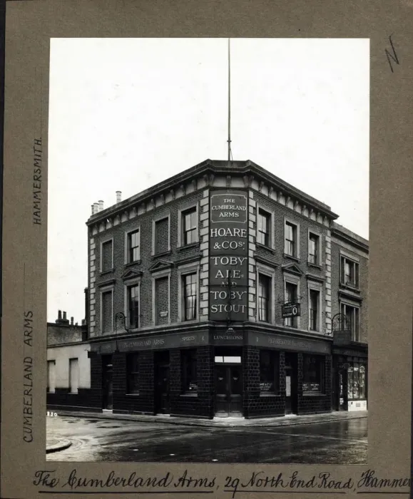 Framed Print : Photograph of Cumberland Arms, Hammersmith, London Framed Print : Photograph of Cumberland Arms, Hammersmith, London