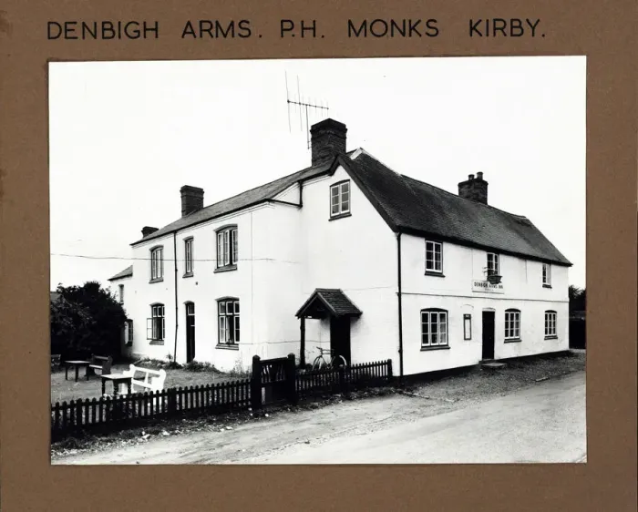 Framed Print : Photograph of Denbigh Arms, Monks Kirby, Warwickshire Framed Print : Photograph of Denbigh Arms, Monks Kirby, Warwickshire