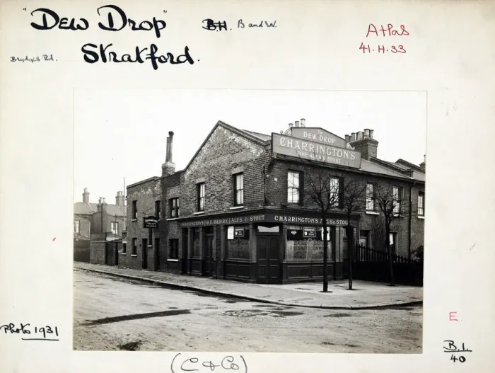 Framed Print : Photograph of Dew Drop PH, Stratford, London Framed Print : Photograph of Dew Drop PH, Stratford, London