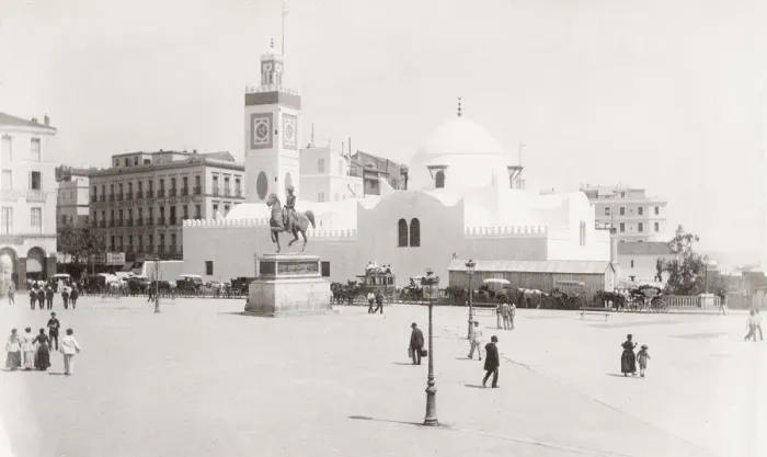 Framed Print : photograph: Djamaʽa el Djedid, or Jamaa El Jedid, Algiers Framed Print : photograph: Djamaʽa el Djedid, or Jamaa El Jedid, Algiers