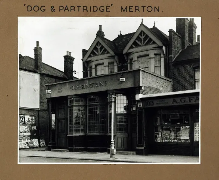 Framed Print : Photograph of Dog & Partridge PH, Merton, London Framed Print : Photograph of Dog & Partridge PH, Merton, London