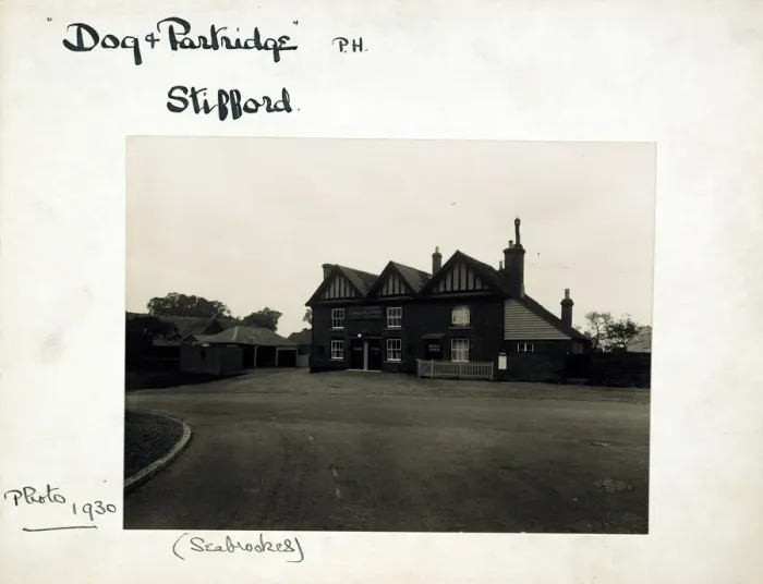 Framed Print : Photograph of Dog & Partridge PH, Stifford, Essex Framed Print : Photograph of Dog & Partridge PH, Stifford, Essex