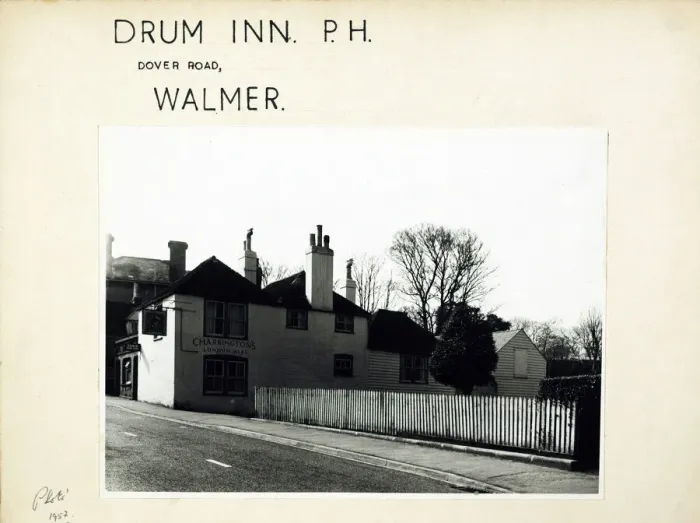 Framed Print : Photograph of Drum Inn, Walmer, Kent Framed Print : Photograph of Drum Inn, Walmer, Kent