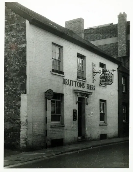 Framed Print : Photograph of Duke Of Clarence PH, Yeovil, Somerset Framed Print : Photograph of Duke Of Clarence PH, Yeovil, Somerset