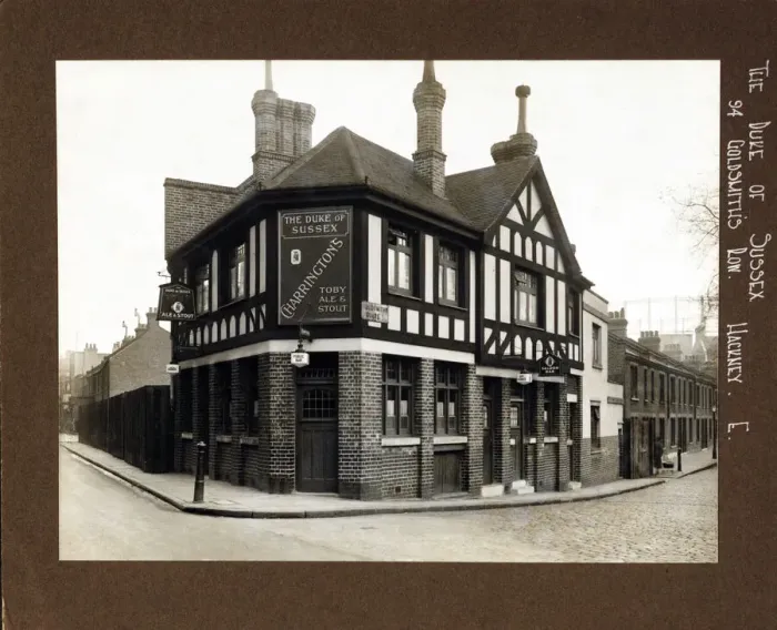 Framed Print : Photograph of Duke Of Sussex PH, Hackney, London Framed Print : Photograph of Duke Of Sussex PH, Hackney, London