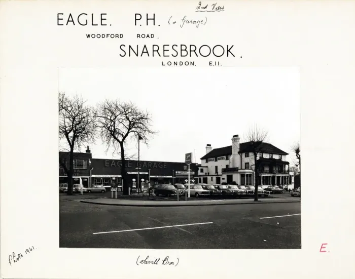Framed Print : Photograph of Eagle PH, Snaresbrook, London Framed Print : Photograph of Eagle PH, Snaresbrook, London
