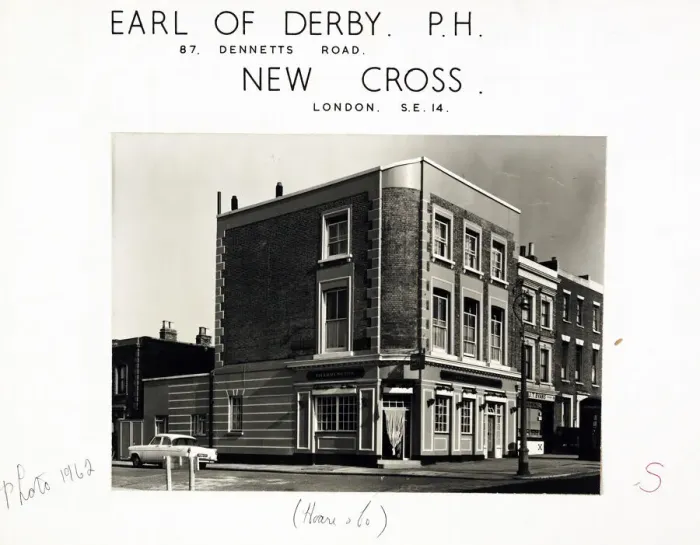 Framed Print : Photograph of Earl Of Derby PH, New Cross, London Framed Print : Photograph of Earl Of Derby PH, New Cross, London