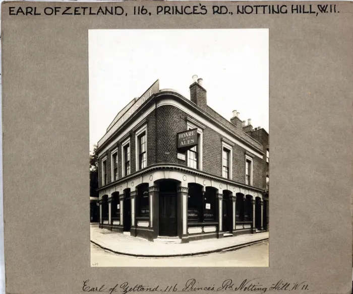 Framed Print : Photograph of Earl Of Zetland PH, Notting Hill, London Framed Print : Photograph of Earl Of Zetland PH, Notting Hill, London
