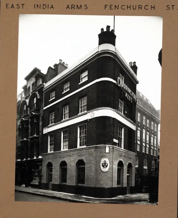Framed Print : Photograph of East India Arms, Fenchurch Street, London Framed Print : Photograph of East India Arms, Fenchurch Street, London