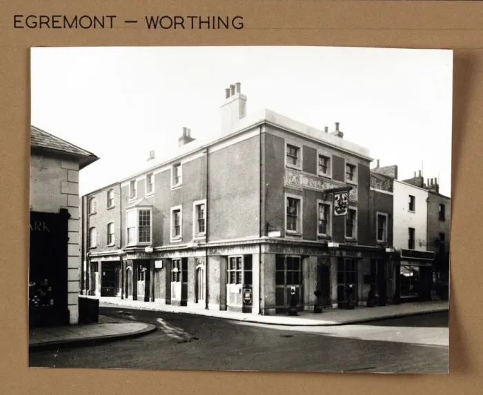 Framed Print : Photograph of Egremont Hotel, Worthing, Sussex Framed Print : Photograph of Egremont Hotel, Worthing, Sussex