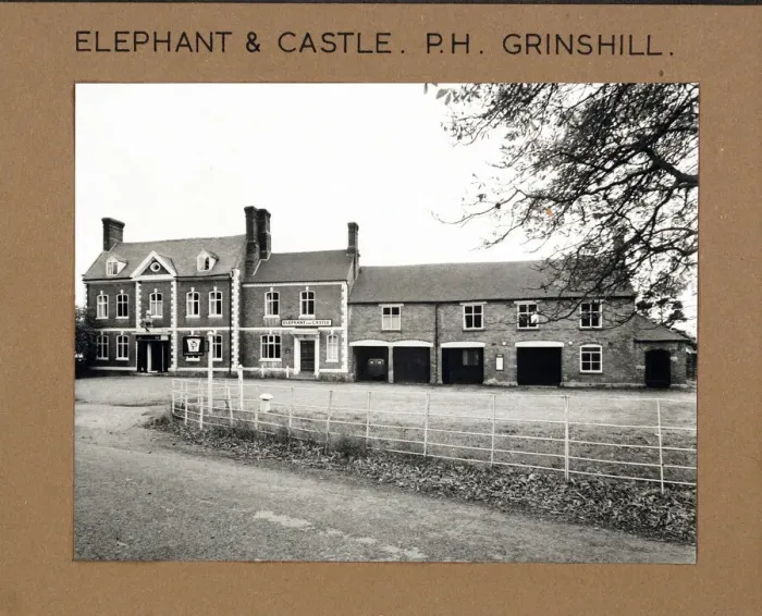 Framed Print : Photograph of Elephant & Castle PH, Grinshill, Shropshire Framed Print : Photograph of Elephant & Castle PH, Grinshill, Shropshire