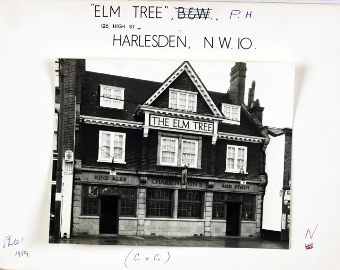 Framed Print : Photograph of Elm Tree PH, Harlesden, London Framed Print : Photograph of Elm Tree PH, Harlesden, London