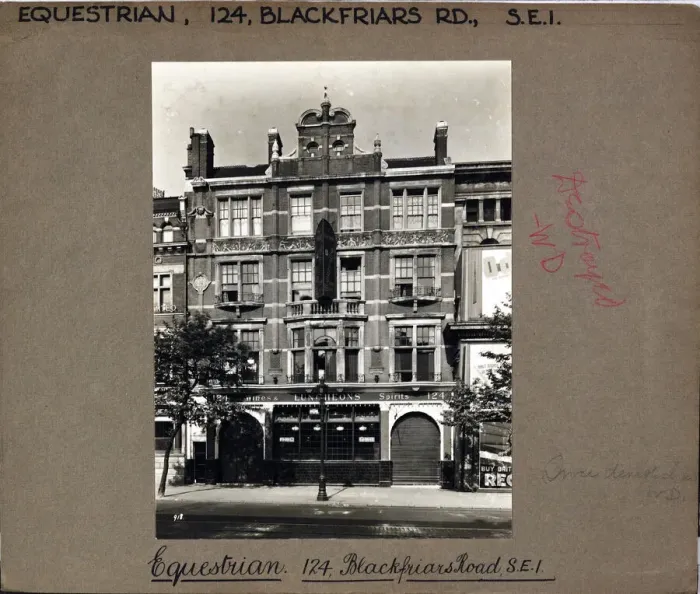 Framed Print : Photograph of Equestrian PH, Southwark, London Framed Print : Photograph of Equestrian PH, Southwark, London