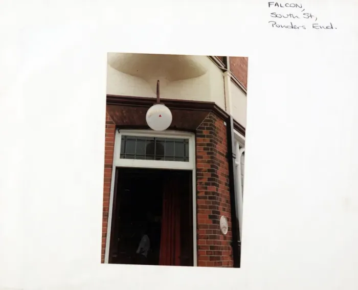 Framed Print : Photograph of Falcon PH, Ponders End, Greater London Framed Print : Photograph of Falcon PH, Ponders End, Greater London