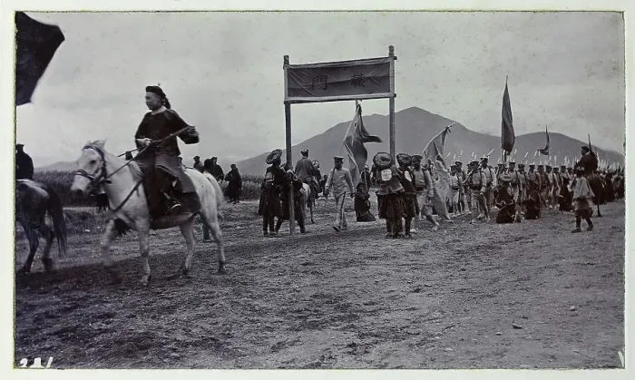 Framed Print : Photograph from a fascinating album which reveals new details on a little-known campaign in which a British military force brushed aside Tibetan defences to capture Lhasa, in 1904 Framed Print : Photograph from a fascinating album which reveals new details on a little-known campaign in which a British military force brushed aside Tibetan defences to capture Lhasa, in 1904