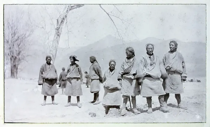 Framed Print : Photograph from a fascinating album which reveals new details on a little-known campaign in which a British military force brushed aside Tibetan defences to capture Lhasa, in 1904 Framed Print : Photograph from a fascinating album which reveals new details on a little-known campaign in which a British military force brushed aside Tibetan defences to capture Lhasa, in 1904