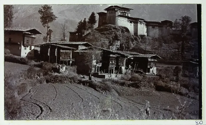 Framed Print : Photograph from a fascinating album which reveals new details on a little-known campaign in which a British military force brushed aside Tibetan defences to capture Lhasa, in 1904 Framed Print : Photograph from a fascinating album which reveals new details on a little-known campaign in which a British military force brushed aside Tibetan defences to capture Lhasa, in 1904