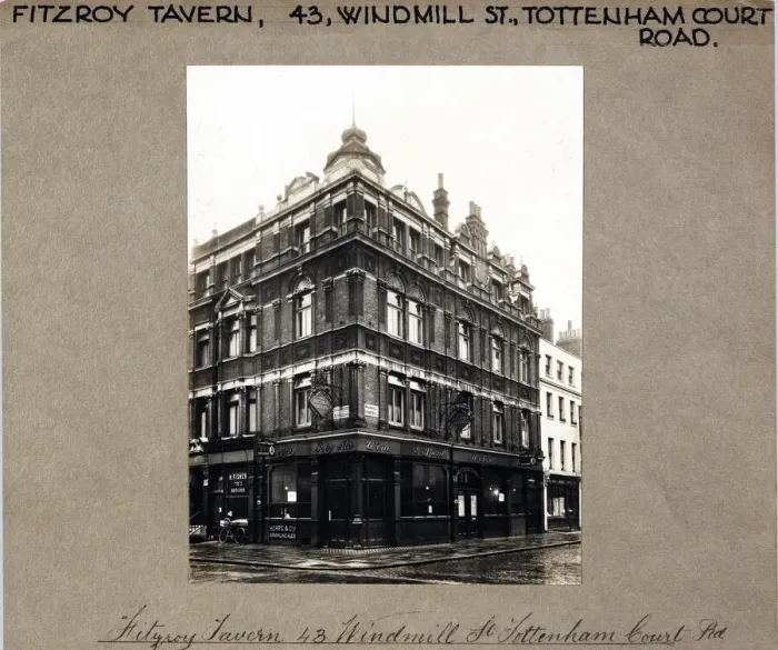 Framed Print : Photograph of Fitzroy Tavern, Fitzrovia, London Framed Print : Photograph of Fitzroy Tavern, Fitzrovia, London