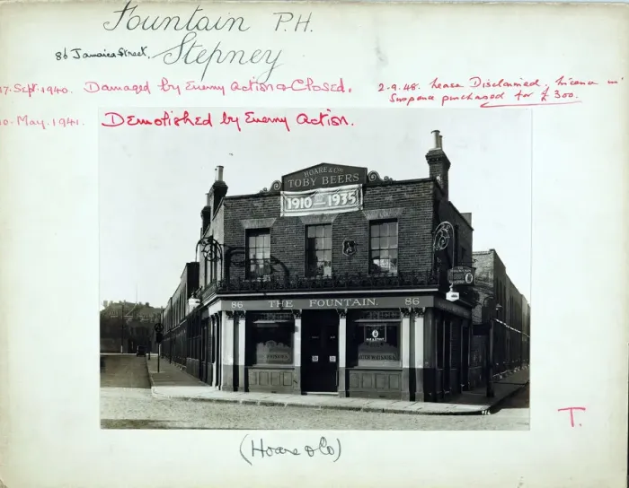 Framed Print : Photograph of Fountain PH, Stepney, London Framed Print : Photograph of Fountain PH, Stepney, London