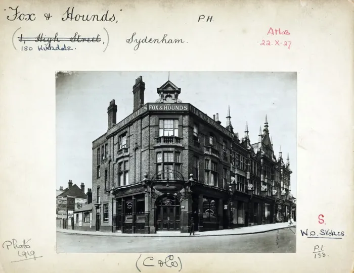 Framed Print : Photograph of Fox & Hounds PH, Sydenham, London Framed Print : Photograph of Fox & Hounds PH, Sydenham, London