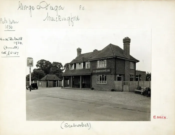 Framed Print : Photograph of George & Dragon PH, Muckingford, Essex Framed Print : Photograph of George & Dragon PH, Muckingford, Essex