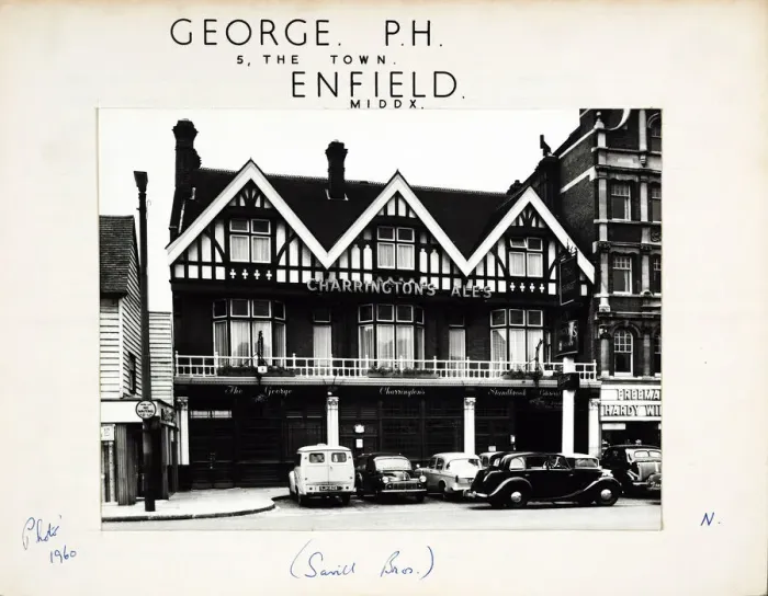 Framed Print : Photograph of George PH, Enfield, Greater London Framed Print : Photograph of George PH, Enfield, Greater London